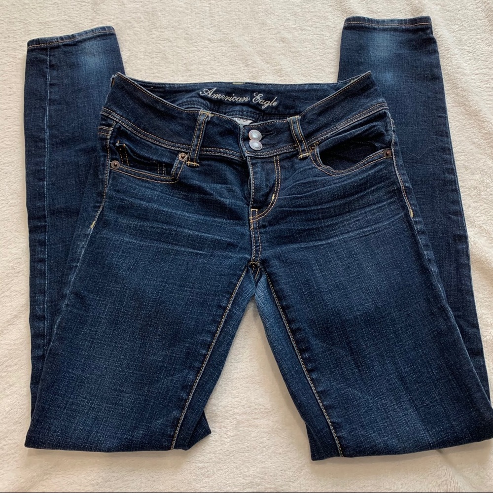 American Eagle dark blue super stretch skinny jean